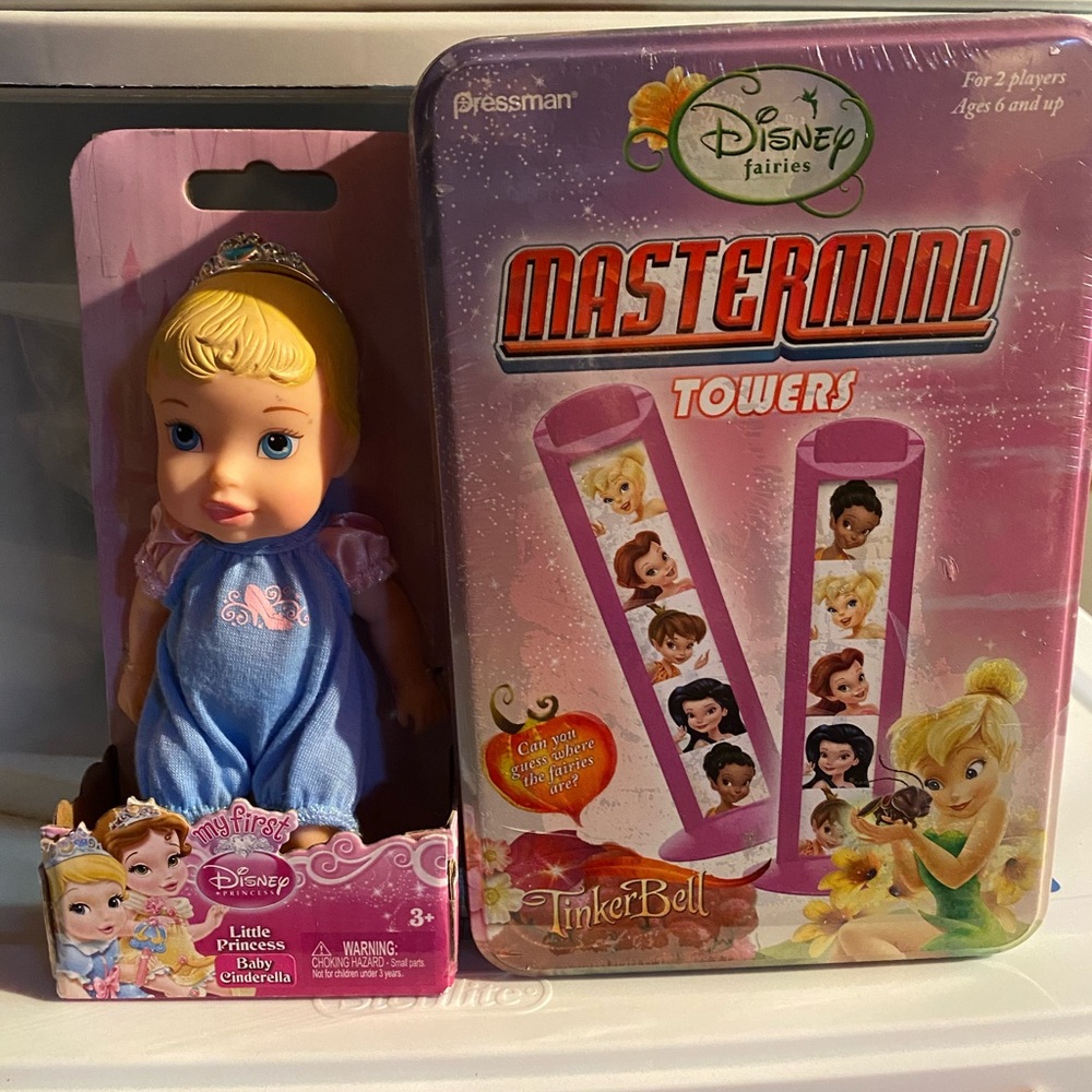 - Lot of girls toys